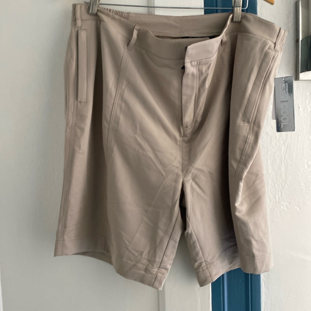 New never worn cashmere color lightweight shorts